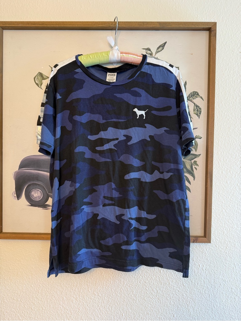 PINK Victoria's Secret Women's Blue Camo‎ Short Sleeve Tee with PINK Graphic